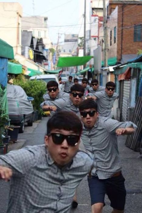 Корейцы фотошопят своих соотечественников (28 фото)