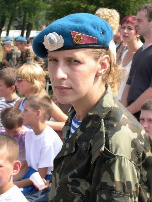 Девушки в армии Украины (35 фото)