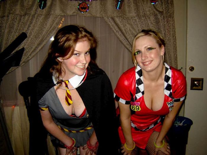 Девушки на вечеринках в честь Хэллоуина. Часть 2 (71 фото)