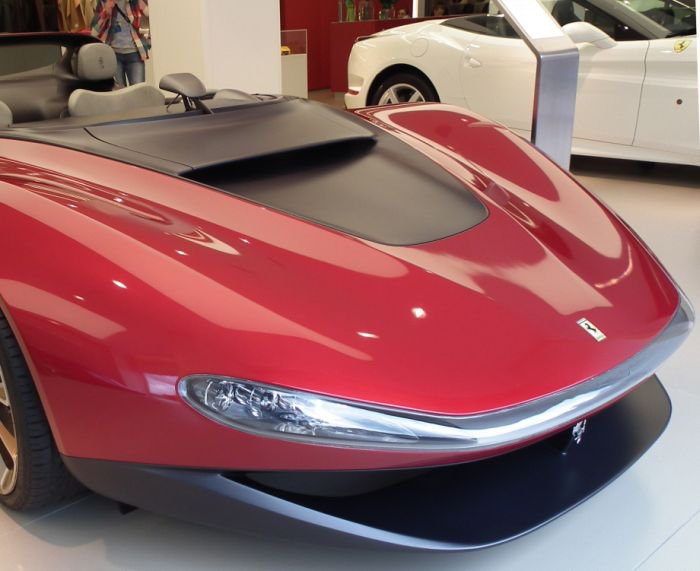 Ferrari Sergio - суперкар за 4 миллиона долларов (45 фото)