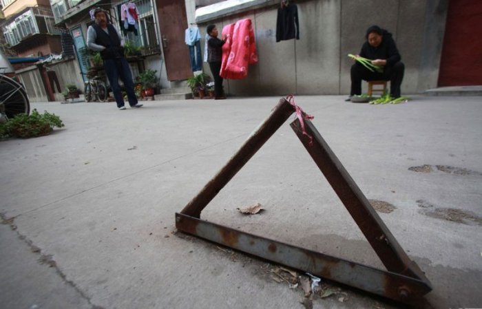 Как бронируют парковочные места в Китае (13 фото)