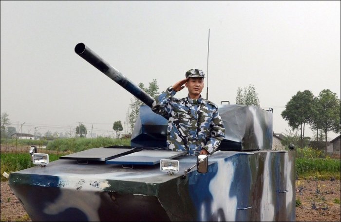 Самодельный танк (9 фото)