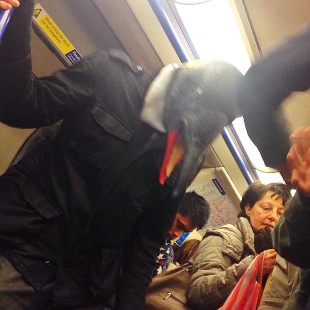 Люди в метро (26 фото)