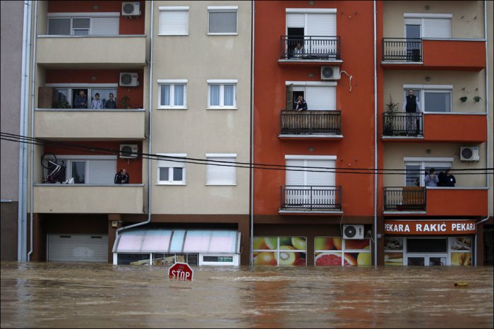 Наводнение на Балканах (24 фото)