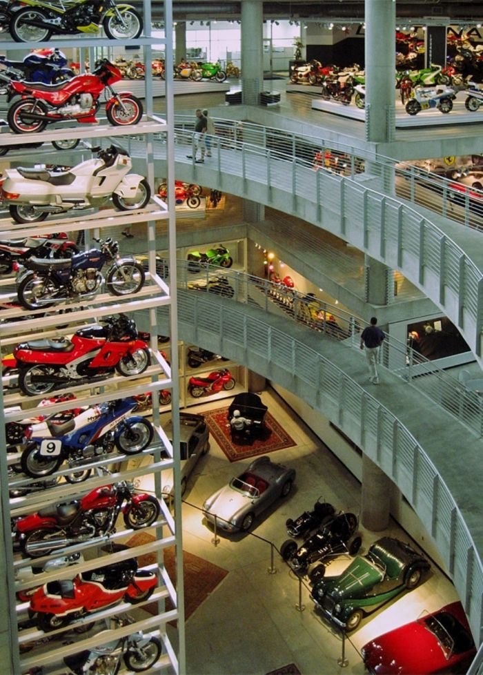 Музей мотоциклов (45 фото)