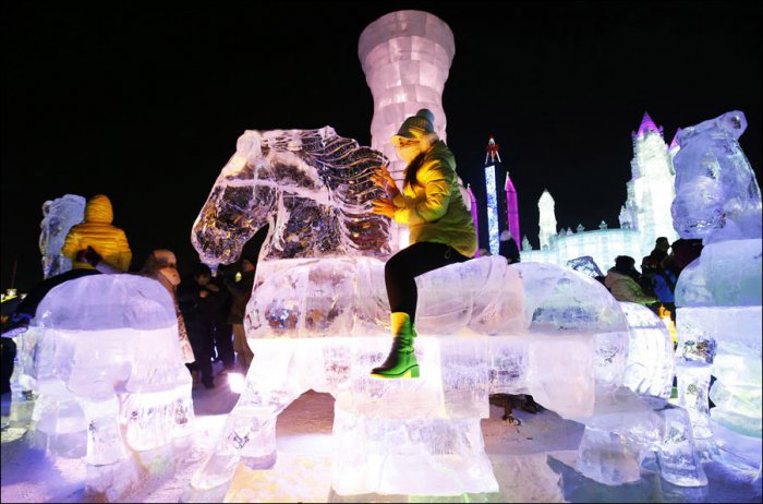Фестиваль льда в Харбине 2015 (23 фото)