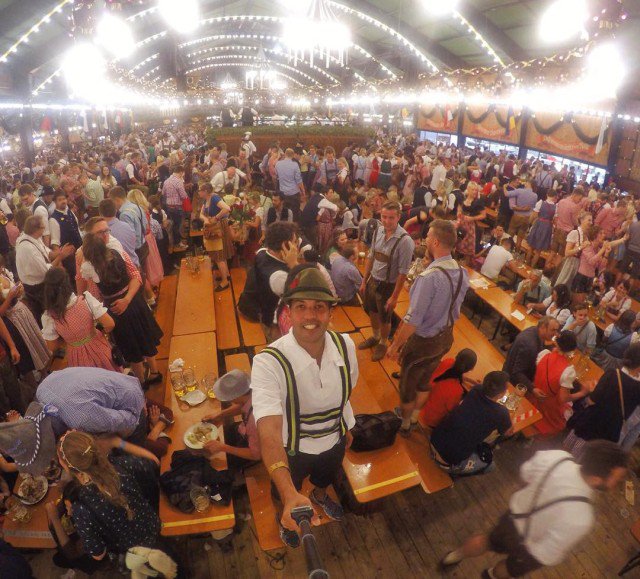 Фестиваль пива Октоберфест 2015 года (25 фото)