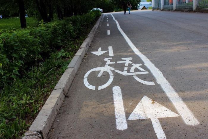 В Уфе проложили велосипедные дорожки (6 фото)
