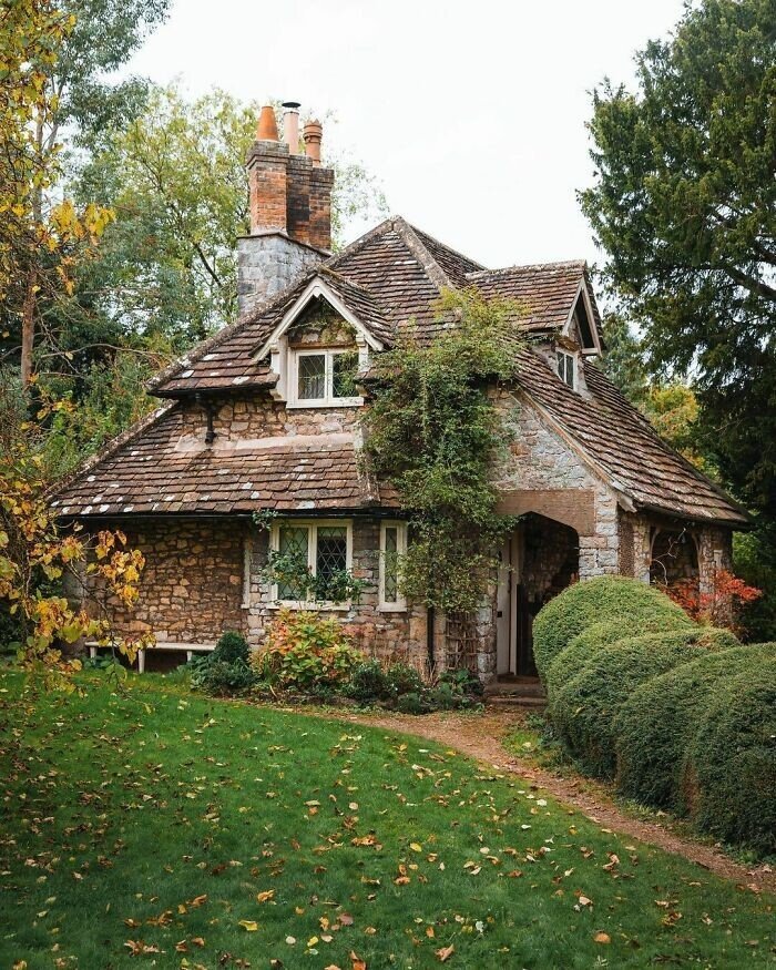 Скелтон-Плейс Англия маленький дом. Красивый домик. Каменный домик. Красивые дома. Очаровательный дом