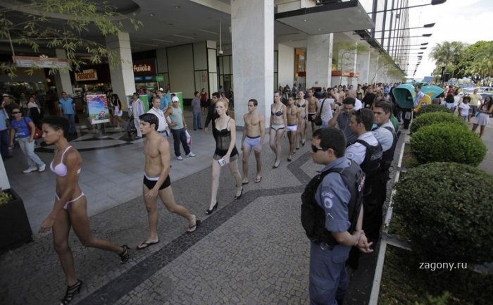 Национальный День нижнего белья в Бразилии (14 фото)