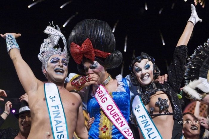 Шоу трансвеститов на Канарских островах (14 фото)