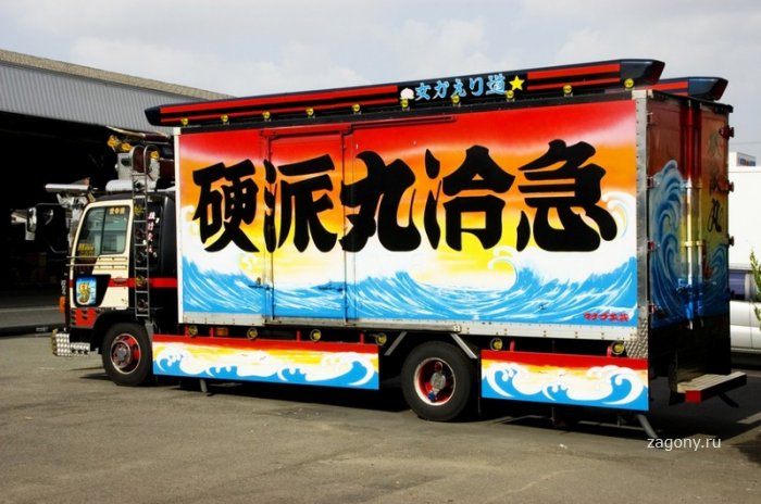Тюнинг по-японски грузовики Декотора (18 фото)