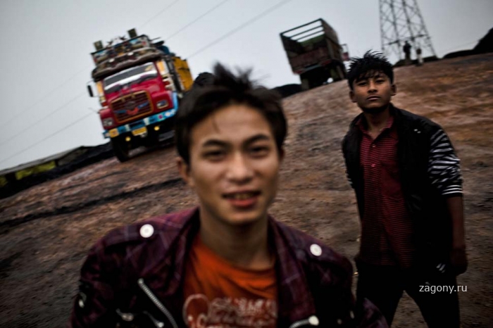Дети - работяги в Индийских угольных шахтах (30 фото)