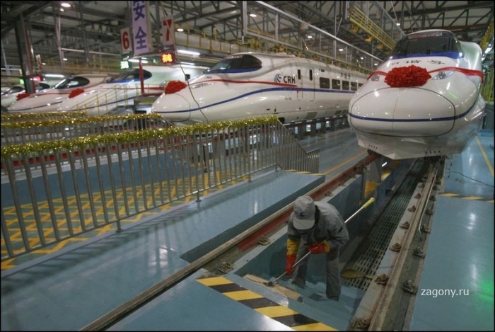 Китайские скоростные поезда (18 фото)