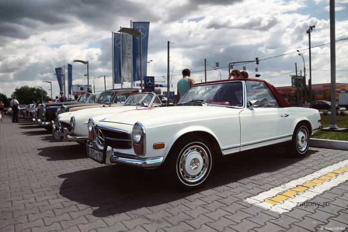 Mercedes-Benz Classic Day в Москве (30 фото)