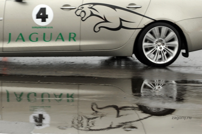 Гонки Бойцовского Клуба Jaguar (33 фото)