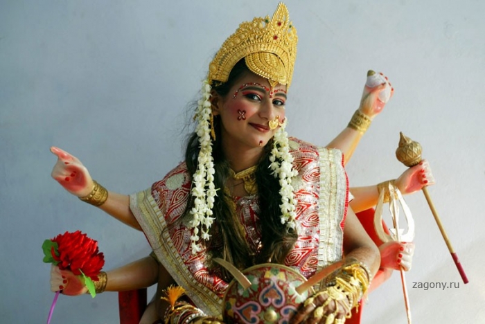 Фестиваль Янмаштами в Индии (15 фото)
