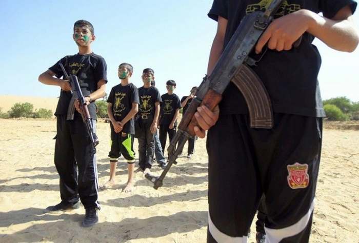 Детский лагерь для будущих боевиков ХАМАС (18 фото)