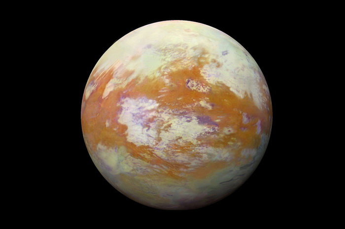 Как появилась атмосфера на Титане?